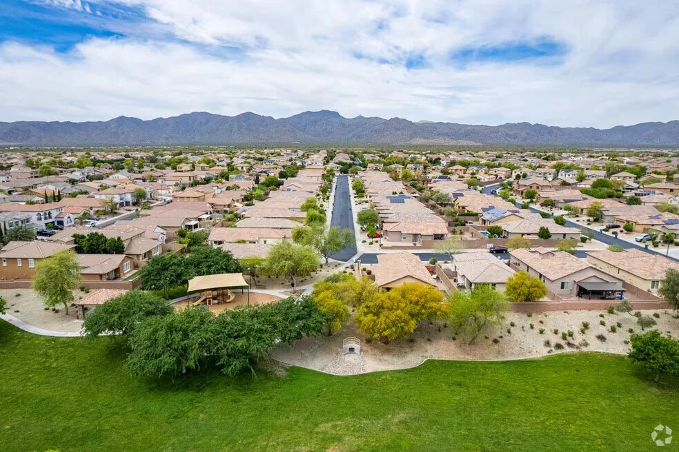 Exterior house painting for homeowners in Waddell, AZ
